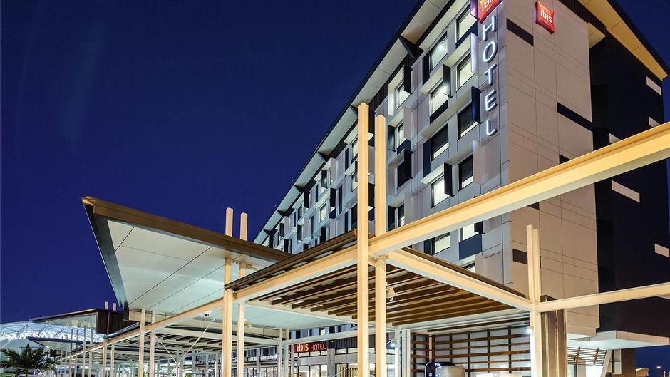 Ibis Mackay Airport Exterior