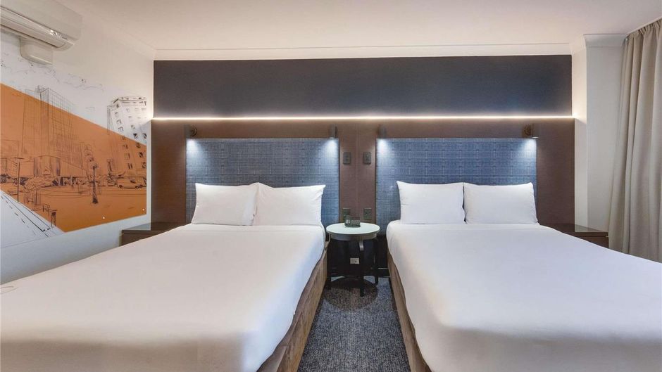 Mercure Wellington Abel Tasman Hotel Room