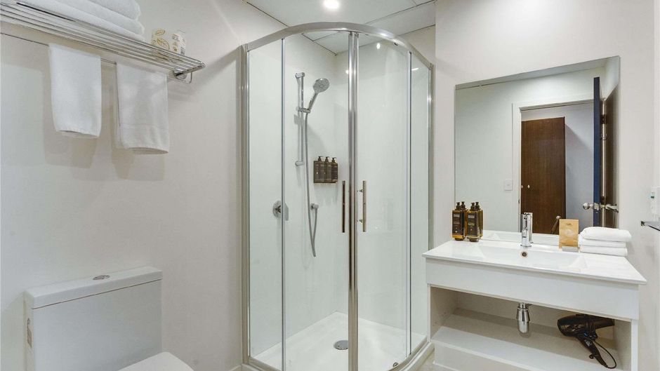 Mercure Wellington Abel Tasman Hotel Room
