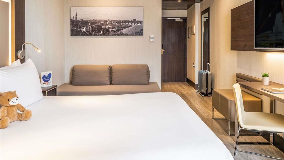 Novotel Madrid Center Room