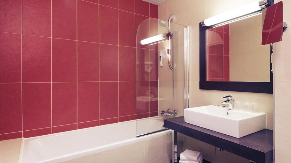 Mercure Maurepas Saint Quentin Room