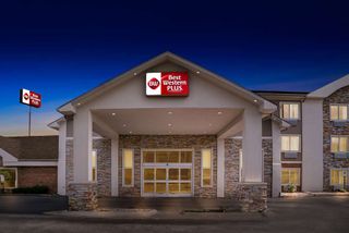 Best Western Plus Airport Inn & Suites