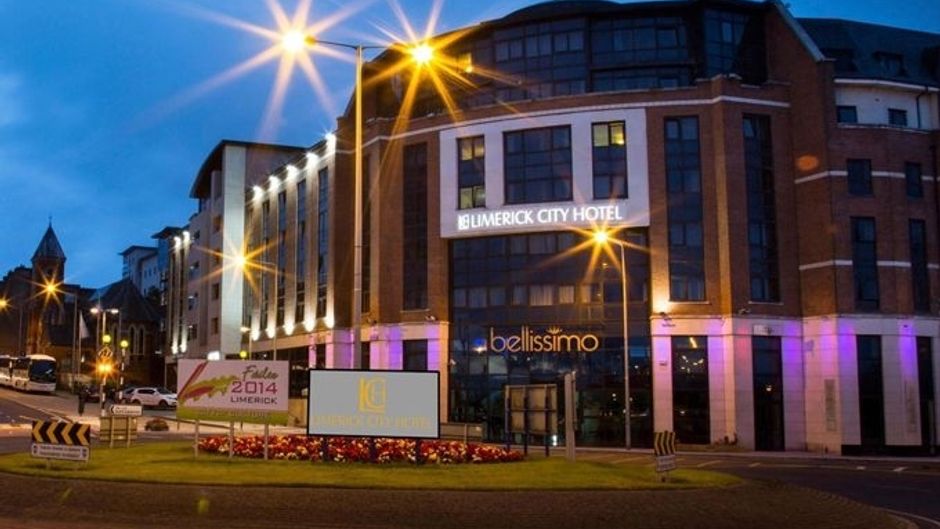 Limerick City Hotel Exterior