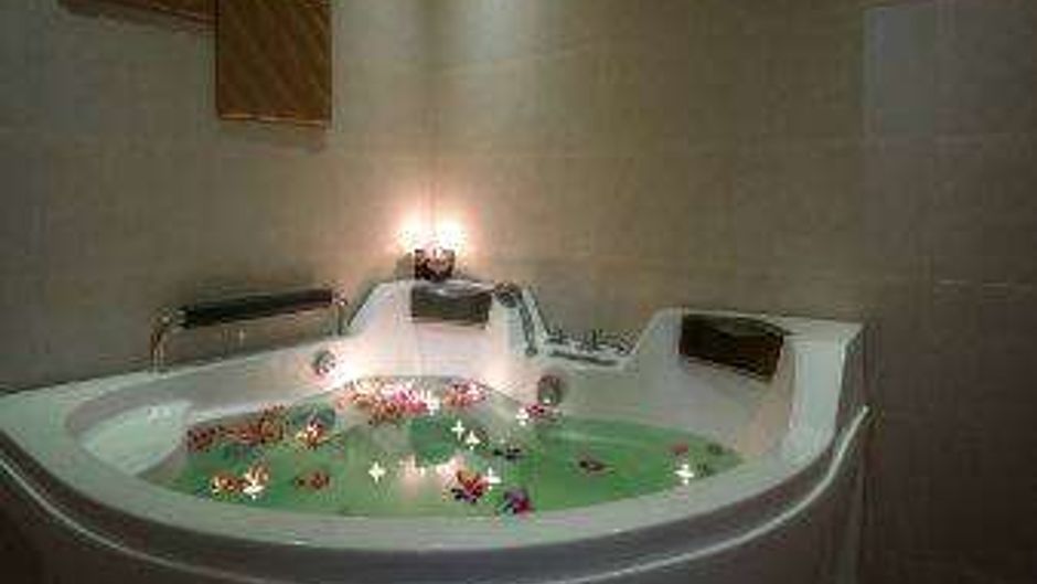 Days Hotel Chennai OMR Spa
