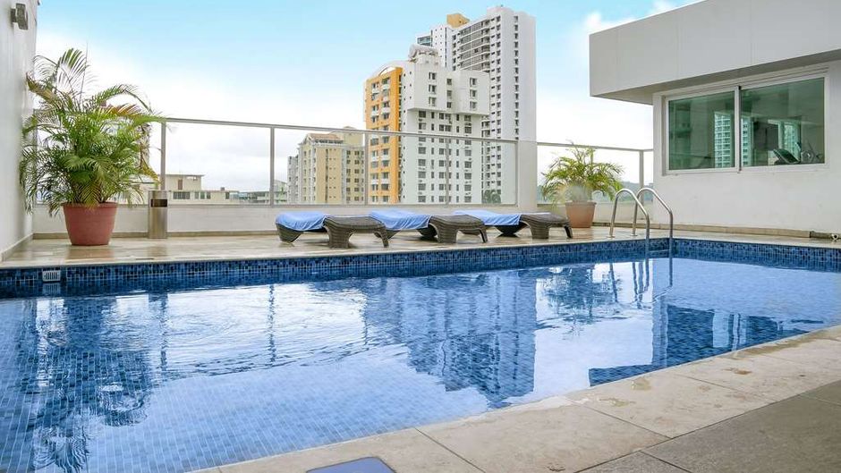 Ramada Panama Centro via Argentina Pool