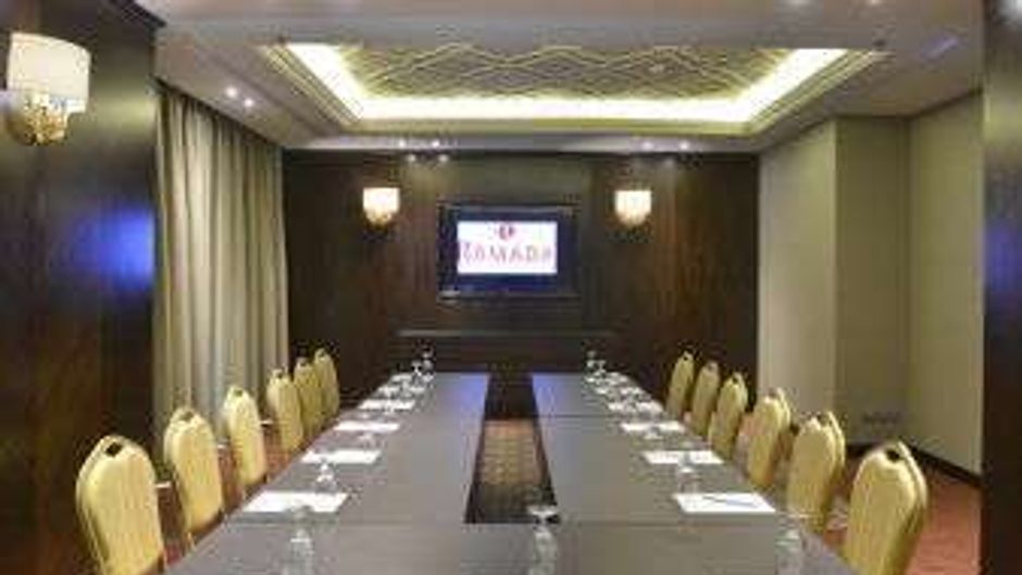 Ramada Resort Manama Seef Meeting
