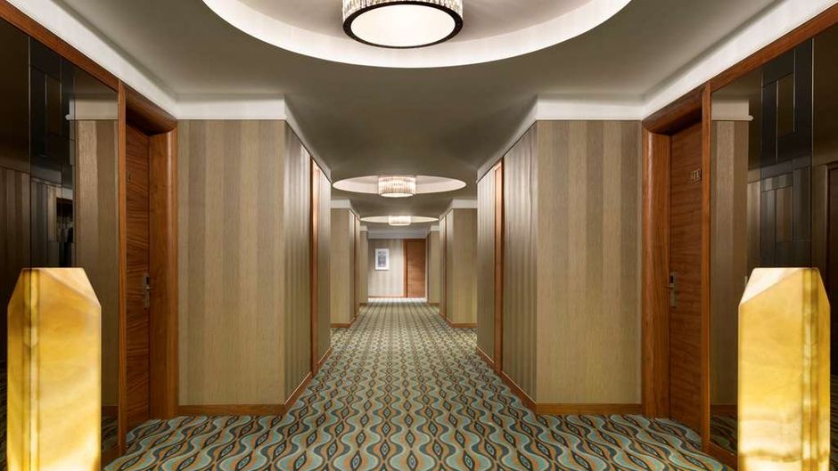 Ramada Gemlik Lobby