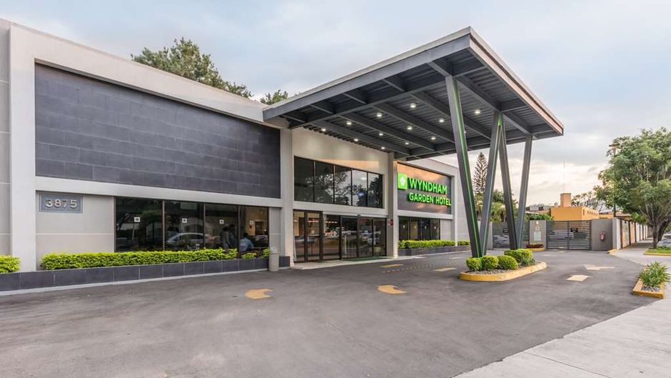 Wyndham Garden Guadalajara Expo Exterior
