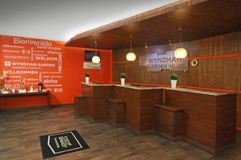 Wyndham Garden Guadalajara Acueducto