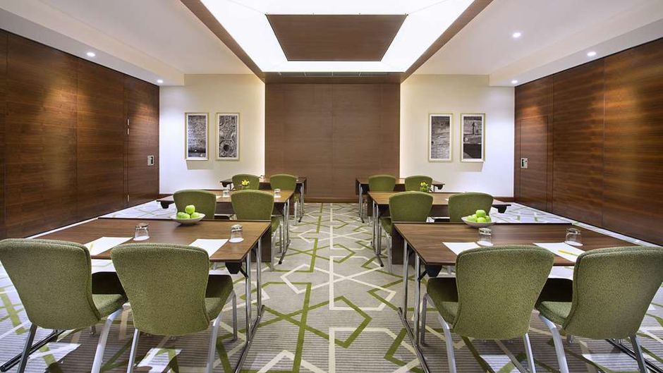 Hilton Garden Inn Dubai Deira Meeting