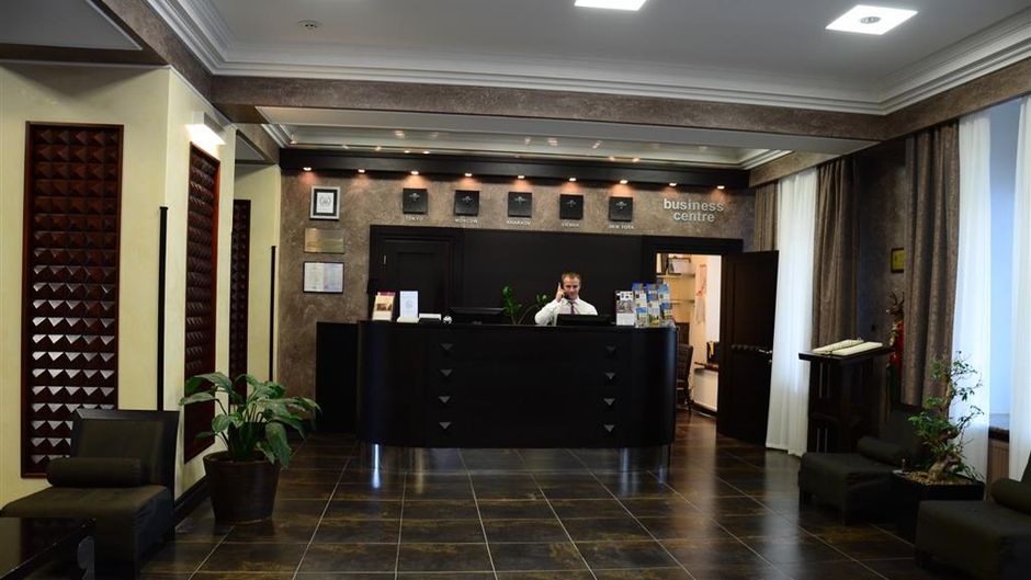 Aurora Premier Hotel Lobby