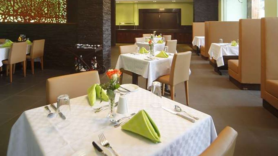 Best Western Premier Garden Entebbe Restaurant