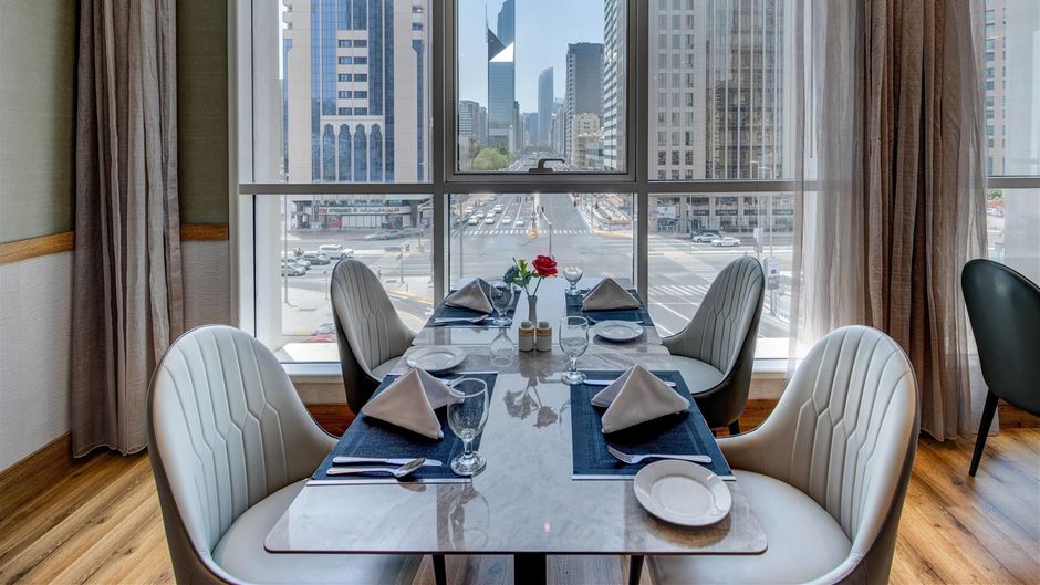 TRYP by Wyndham Abu Dhabi City Center Restaurant