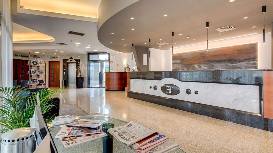 Best Western Hotel Turismo Lobby