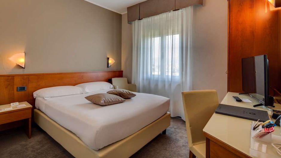 Best Western Hotel Turismo Room