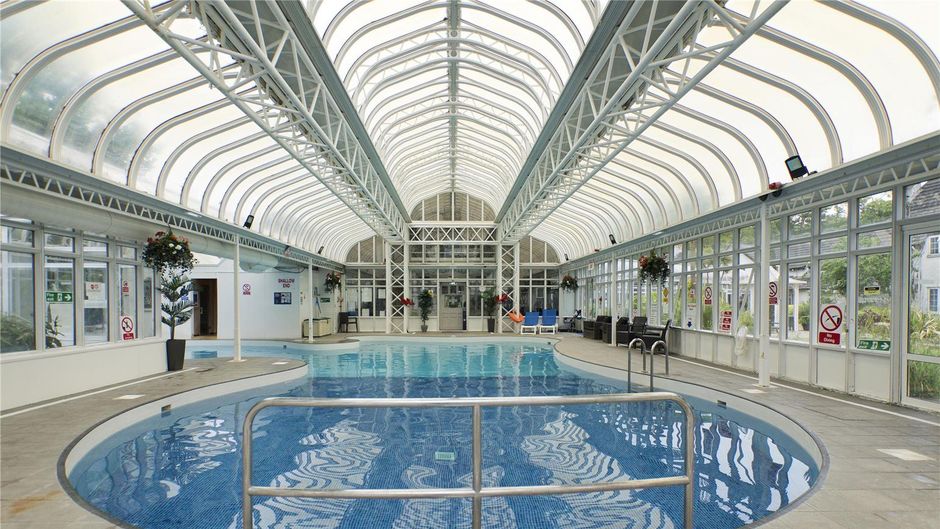 Basingstoke Country Hotel Pool