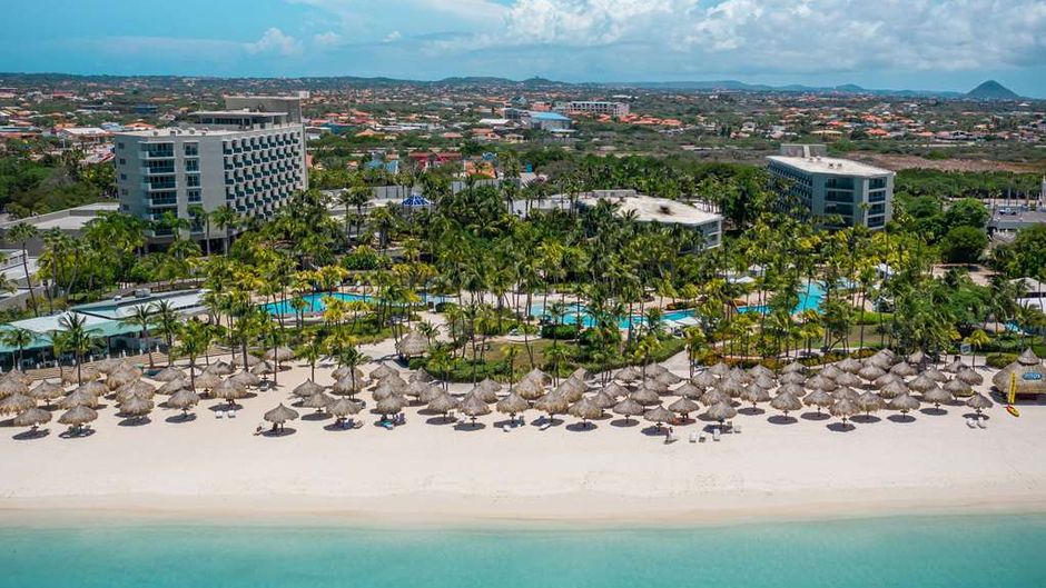 Hilton Aruba Caribbean Resort & Casino Exterior
