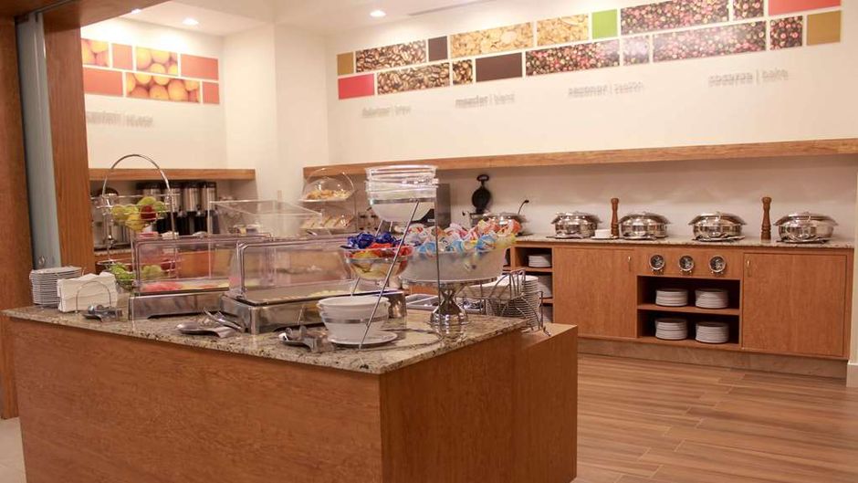Hampton Inn by Hilton Villahermosa Restaurant