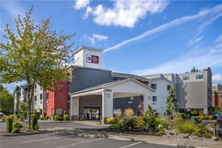 Best Western Plus Portland Airport Hotel