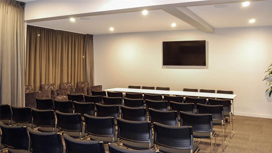 Mercure Warragul Meeting