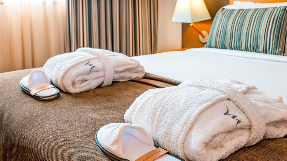 Mercure Lisboa Almada Room
