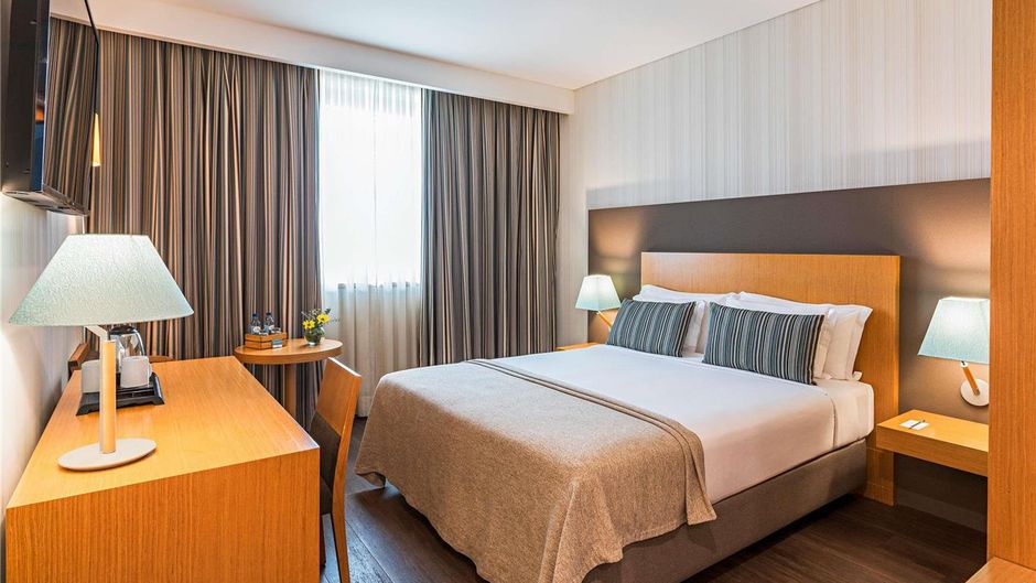 Mercure Lisboa Almada Room