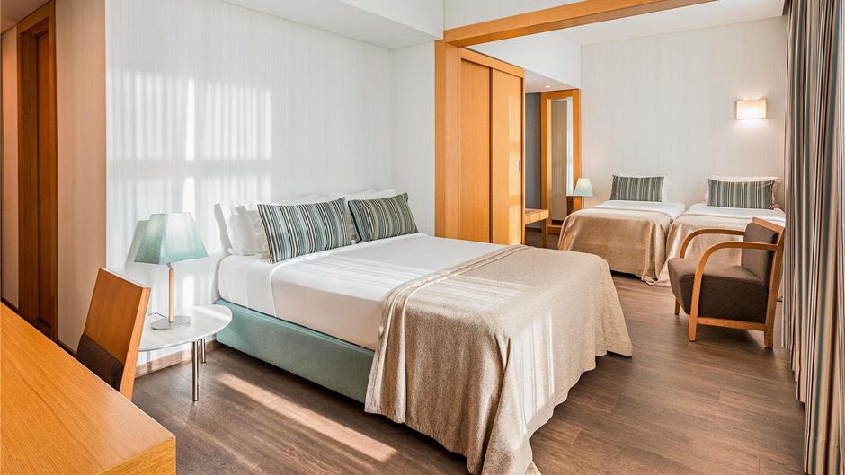 Mercure Lisboa Almada Room