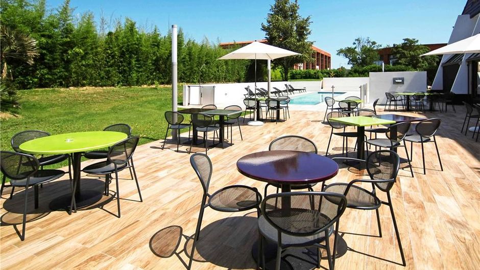 Ibis Styles Toulouse Labege Pool