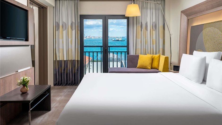 Novotel Istanbul Bosphorus Hotel Room
