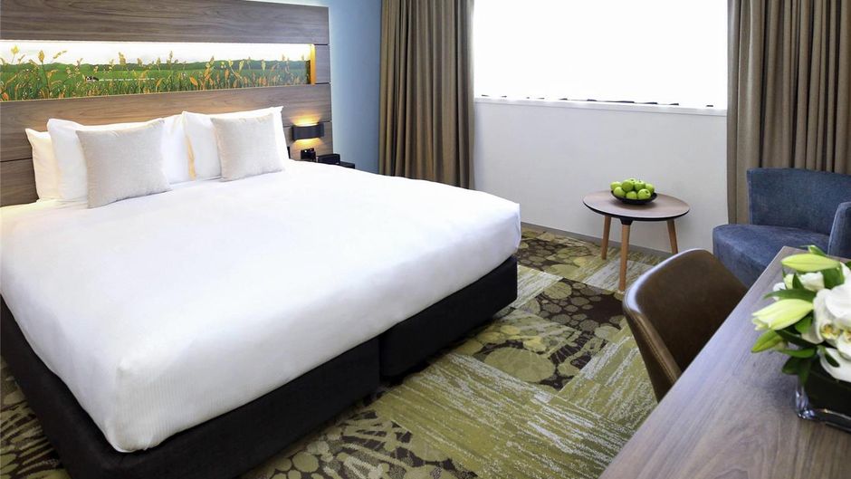 Novotel New Plymouth Hobson Room
