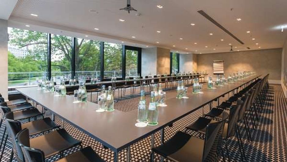 Riu Plaza Berlin Meeting