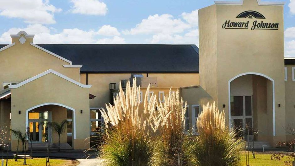 Howard Johnson Hotel Pergamino Exterior