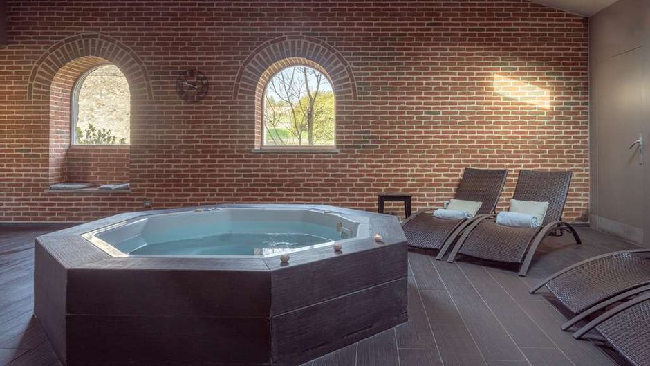 Le Chateau d'Etoges Spa