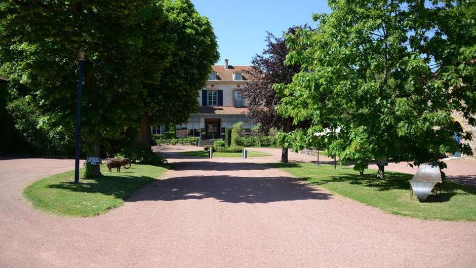Chateau De Champlong Exterior