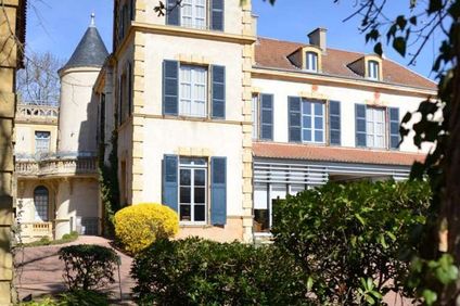 Chateau De Champlong