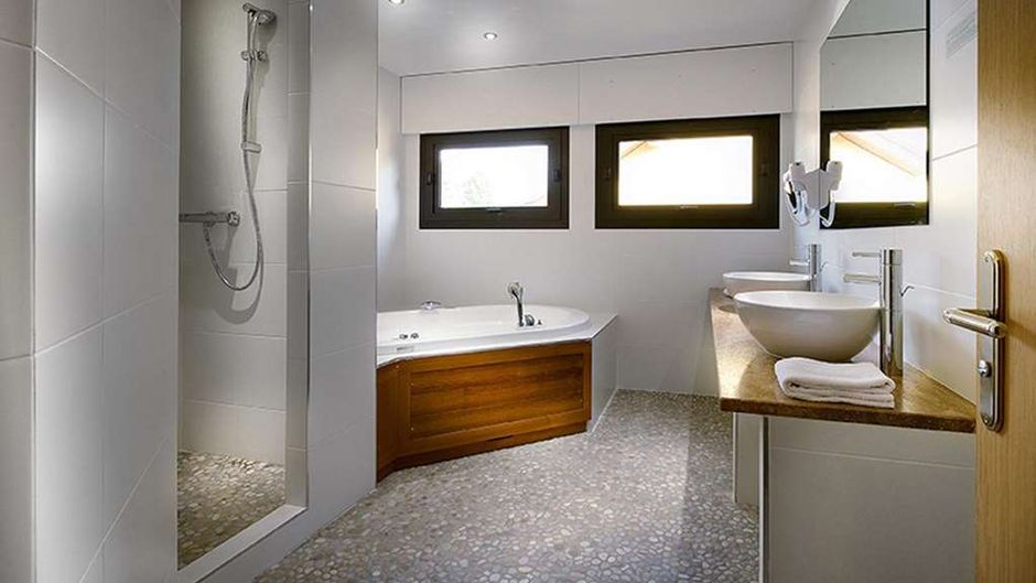Hotel Baud Room