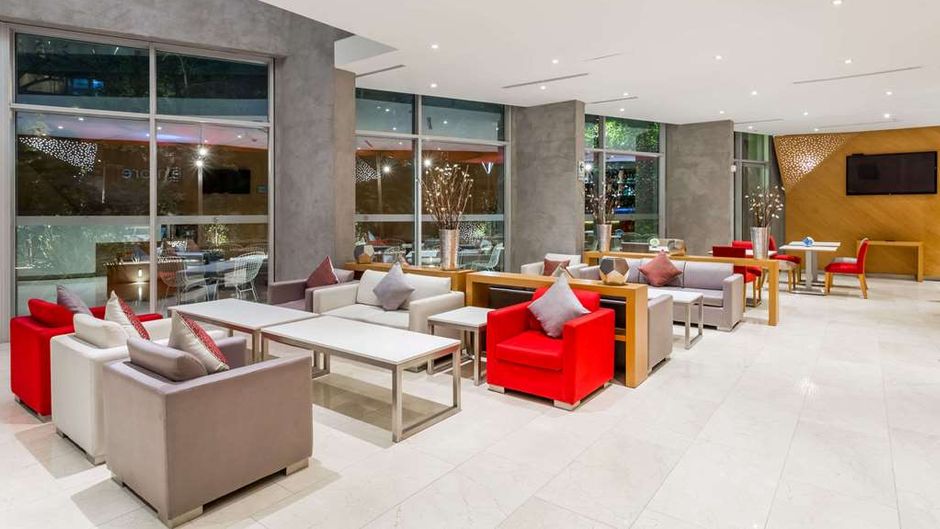 Ramada Encore Lima San Isidro Hotel Lobby