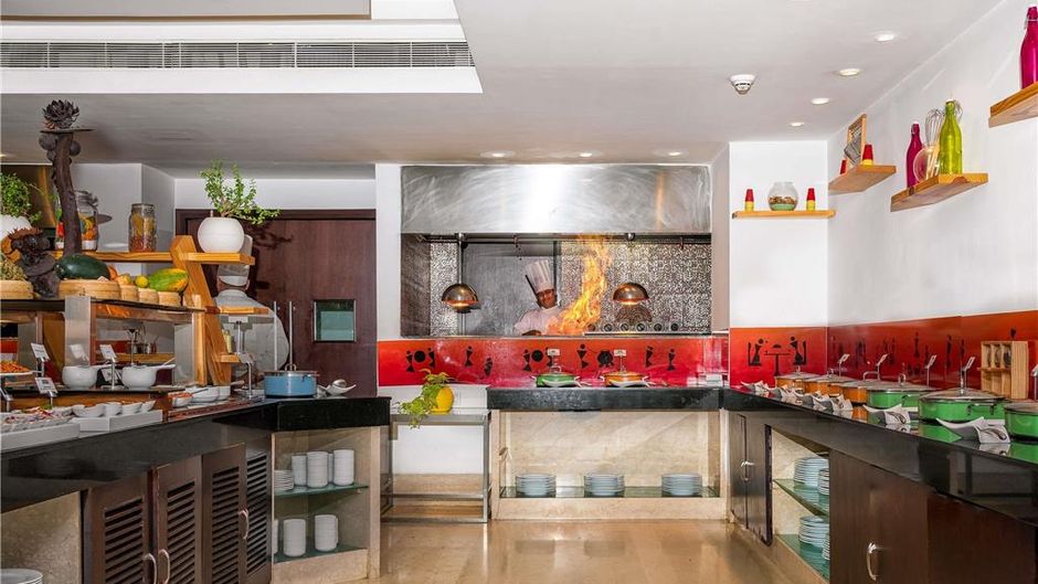 Mercure Hyderabad KCP Restaurant