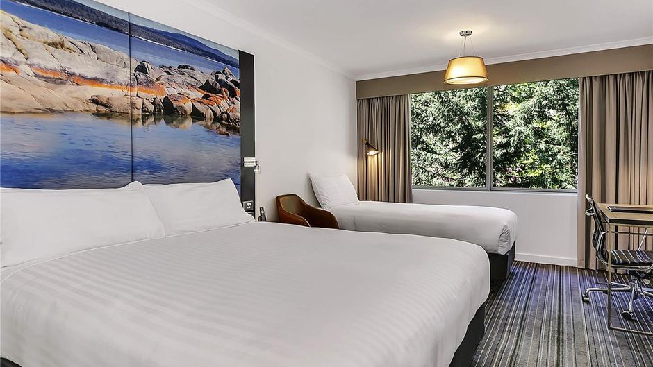 Mercure Launceston Room