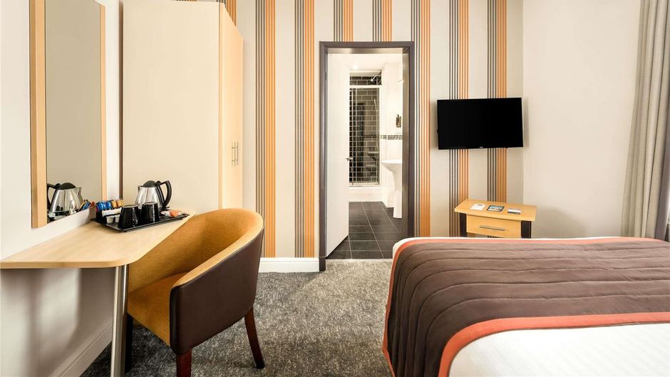 Mercure Danum Hotel Centre Room