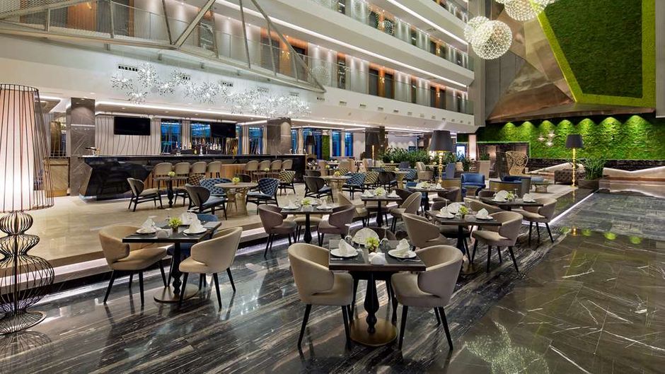 DoubleTree by Hilton Istanbul Piyalepasa Lobby