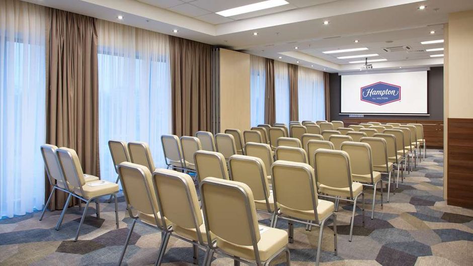 Hampton by Hilton Minsk City Centre Meeting