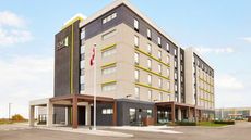 Tru by Hilton Milton