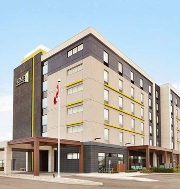 Tru by Hilton Milton