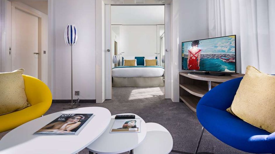 Golden Tulip Marseille Euromed Room