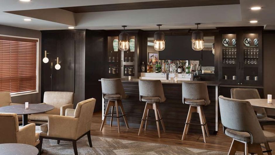 Microtel Inn & Suites Bonnyville Restaurant