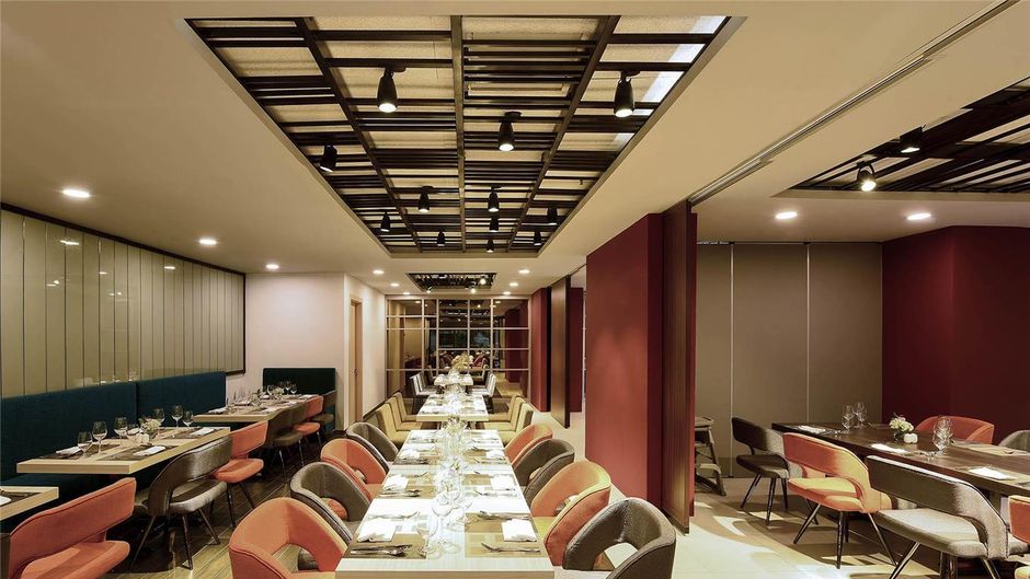 Novotel Suites Hanoi Restaurant
