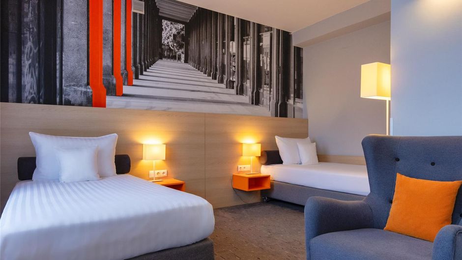 Hotel MDM, Warsaw Room