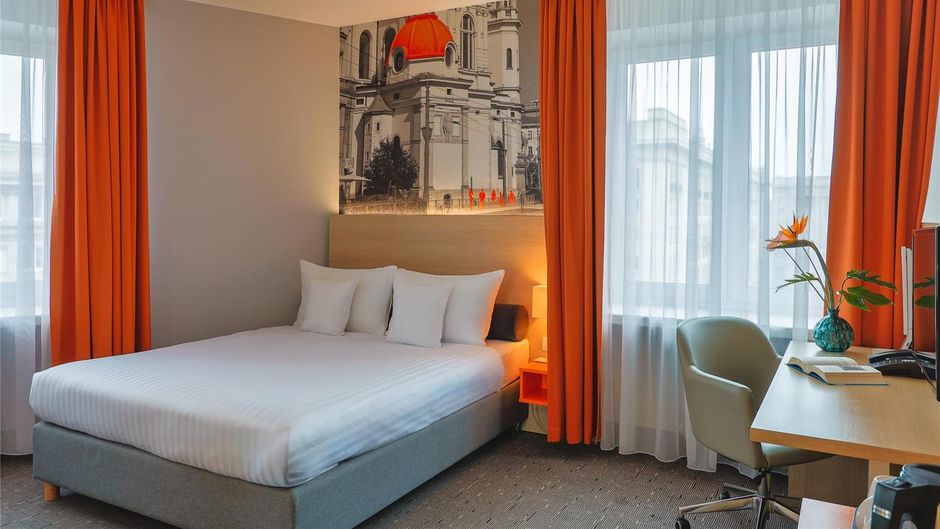 Hotel MDM, Warsaw Room