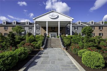 Best Western Plus Country Cupboard Inn